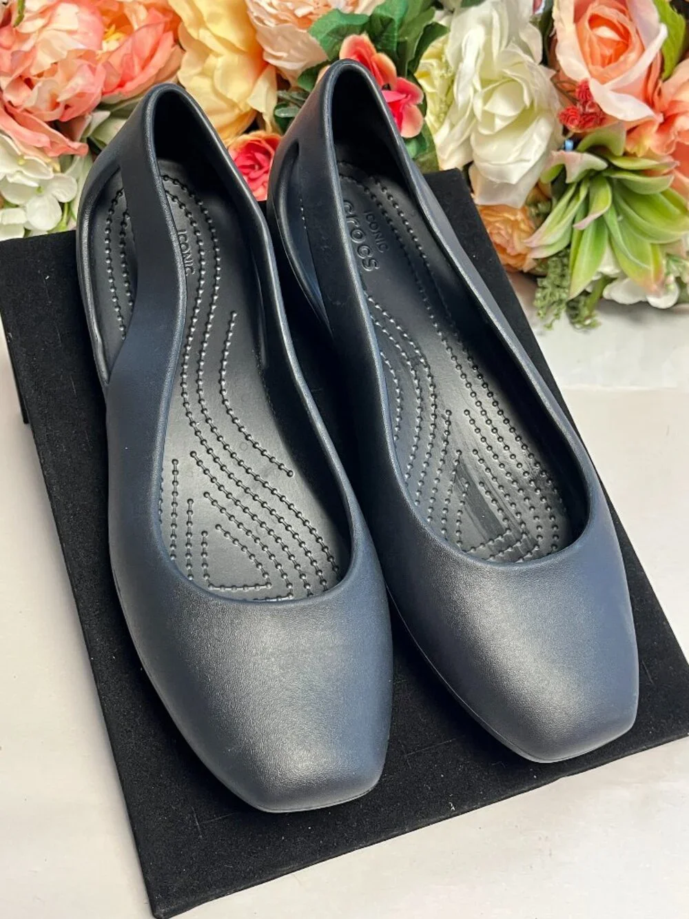 Crocs Iconic Comfort Black Slip On Flats Side Cutout W6